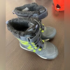 Merrell Snow Crush Jr Waterproof Winter Boots (Toddler) size 8